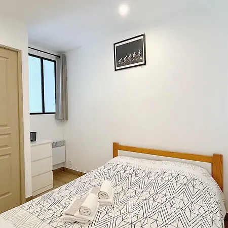 4 Personnes - Vue - Sur - Esquillon Apartment